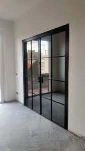 Porta in vetro Garofoli - Progetto reale