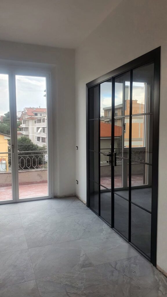 Porta in vetro Garofoli - Progetto reale