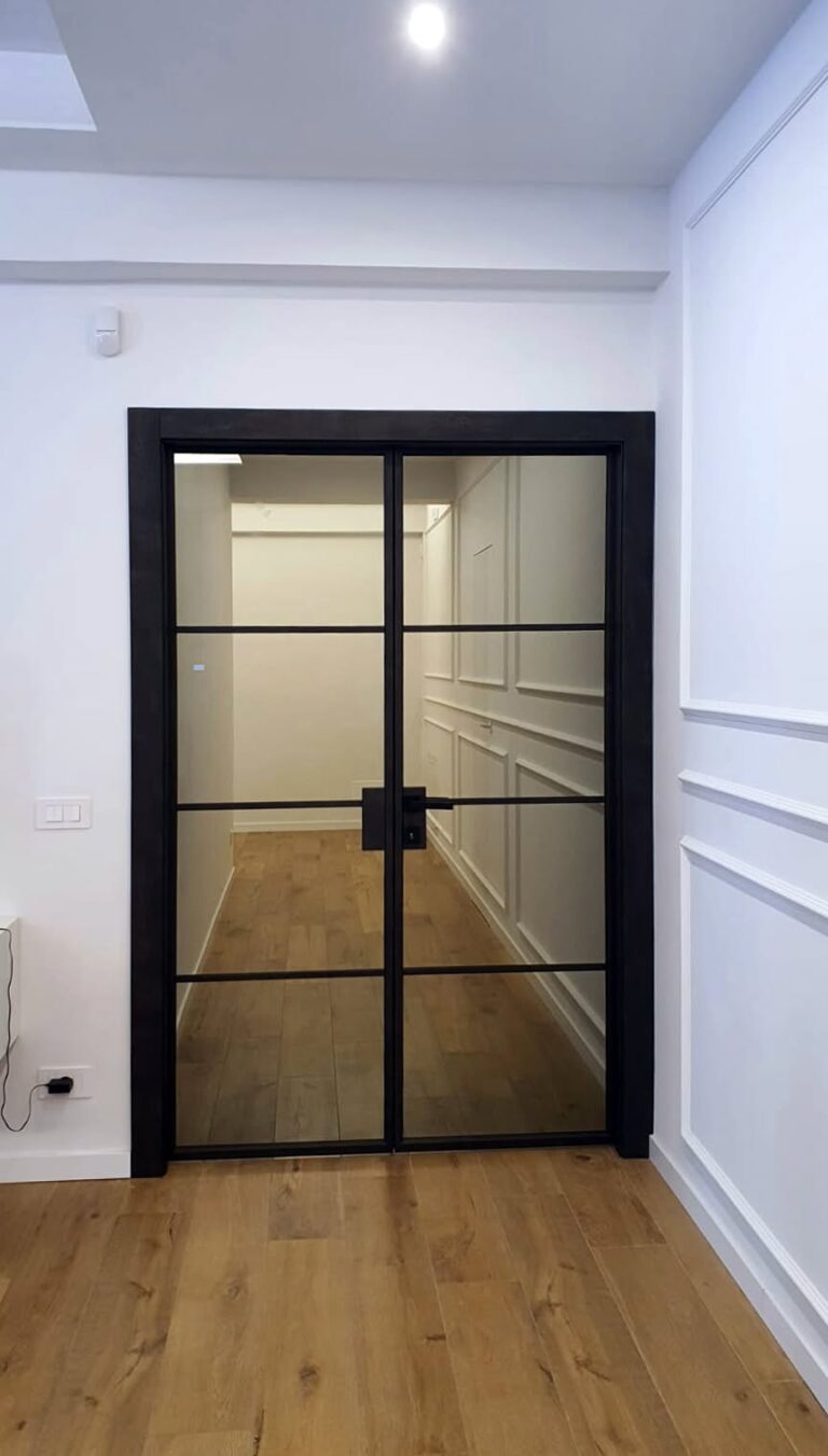Porta in vetro Garofoli - Ipotesi di arredo senza tappeto